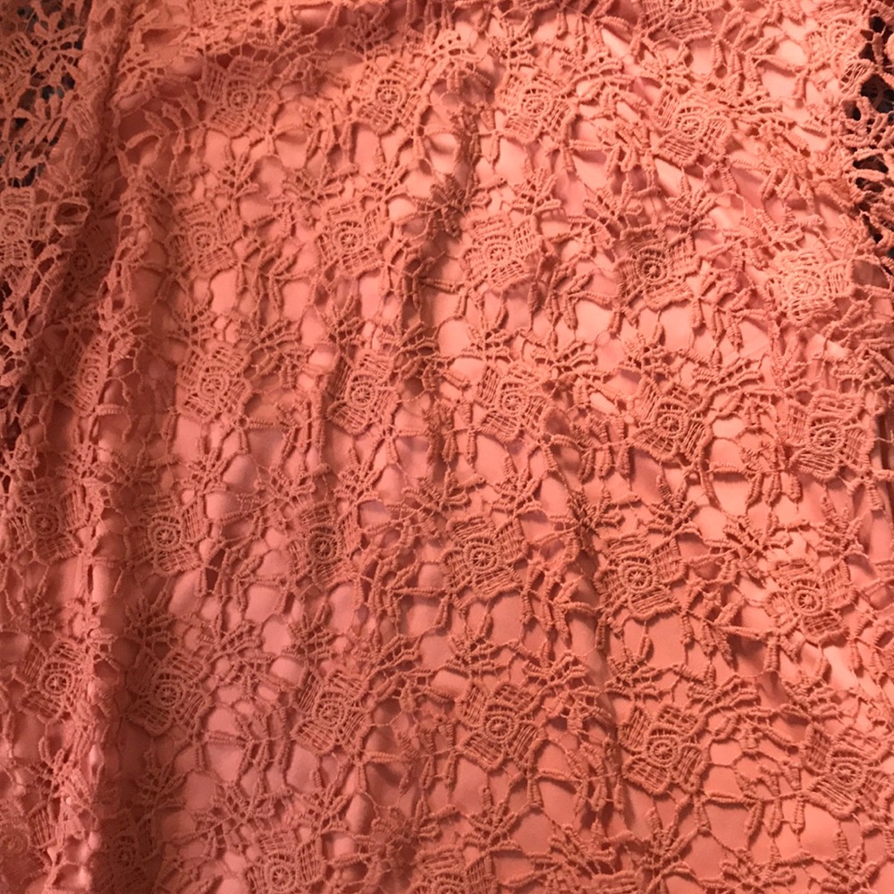 Lace top - Picture 3 of 4